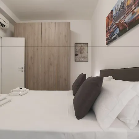 Laterano 250 - Colosseo 아파트 *