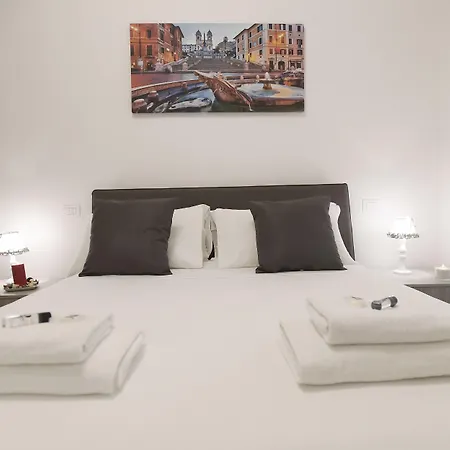 Laterano 250 - Colosseo 로마