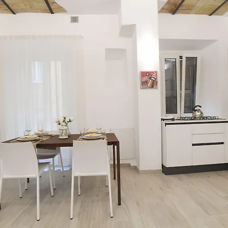 Laterano 250 - Colosseo 아파트